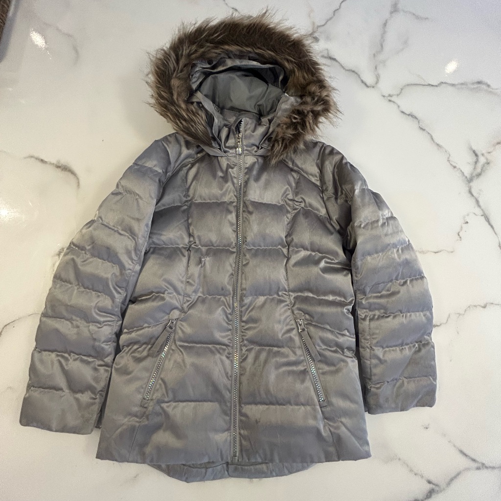 Girls Stylish Ski Jacket By Spyder. Size 10